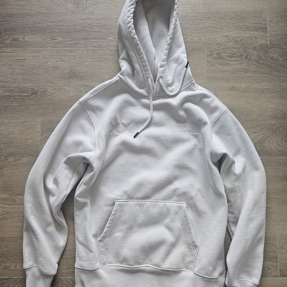 KAWS x NORTH FACE hoodie (Moonlight Ivory)